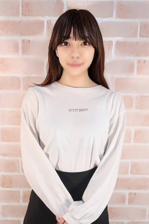 あいか(19)